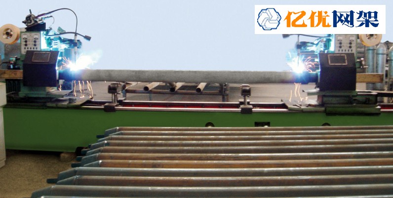 灯塔网架杆件焊接